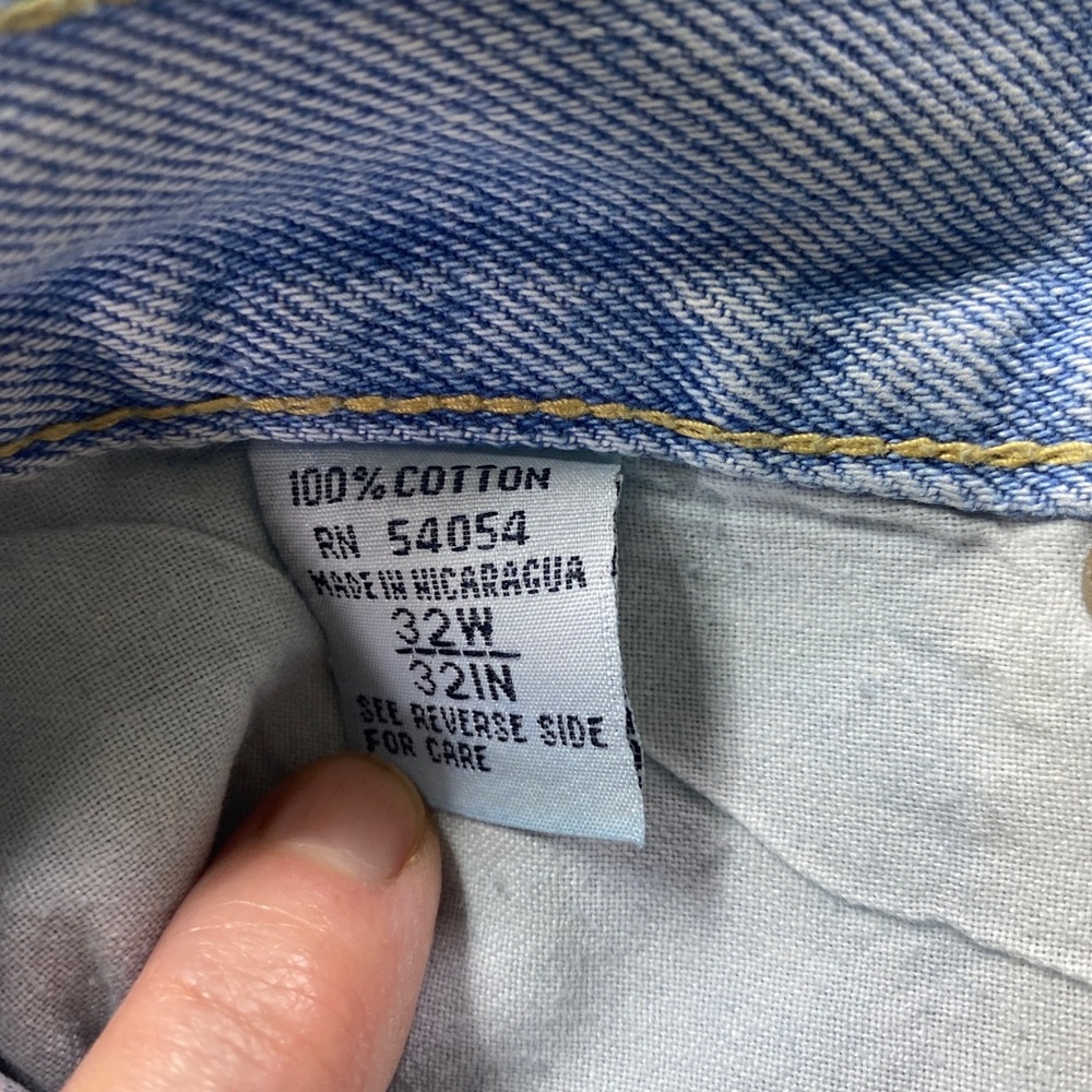 Bugle Boy Vintage Relaxed Fit
Tapered Jeans Tag Sz‎ 32X32 Actual
31X27 - Picture 13 of 14